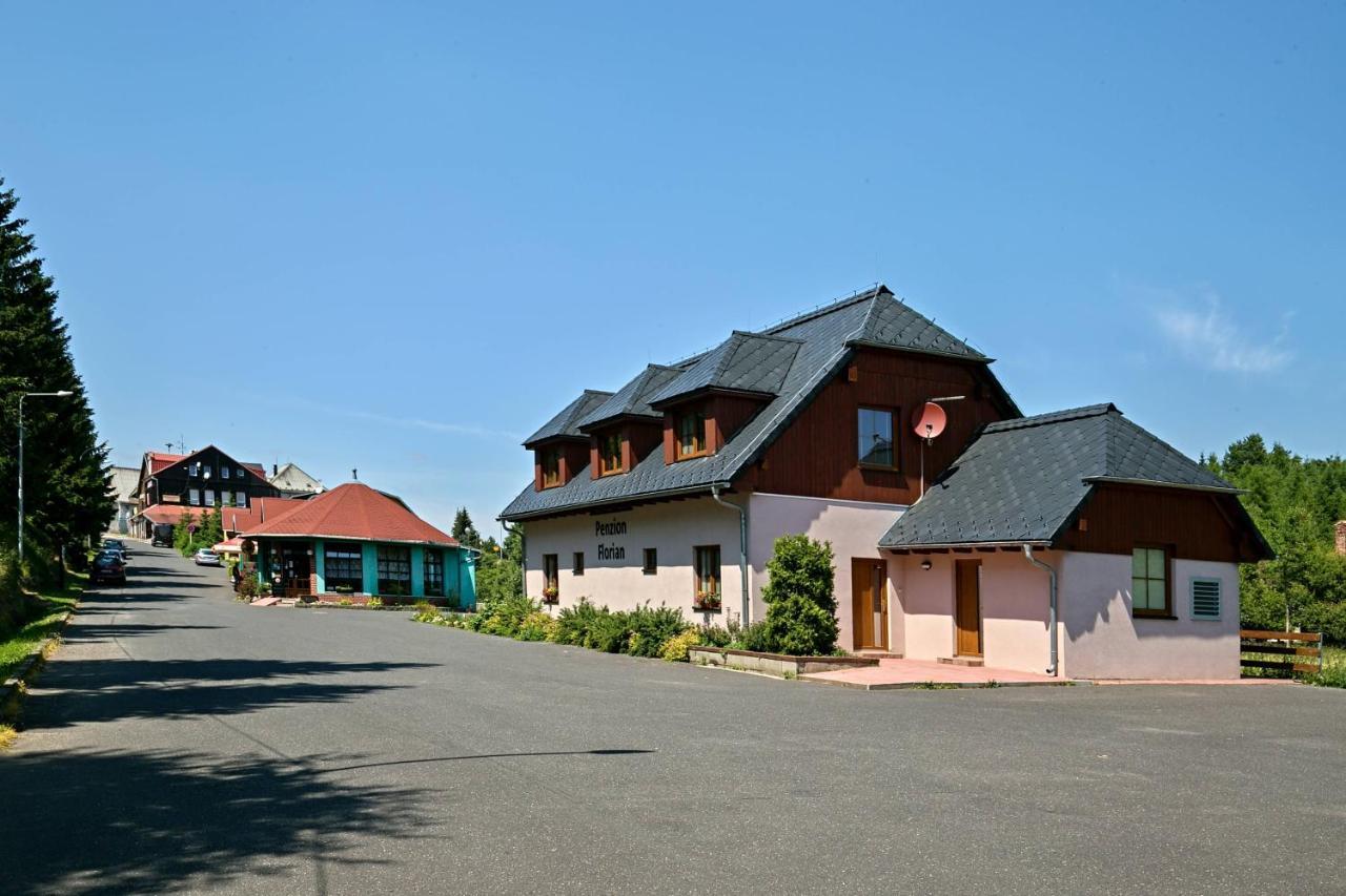 Penzion Florian Moldava Exterior photo